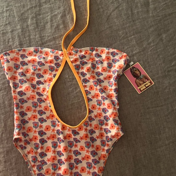 Strawberry Milk Mob Floral One Piece with Orange Trim - Picture 5 of 6